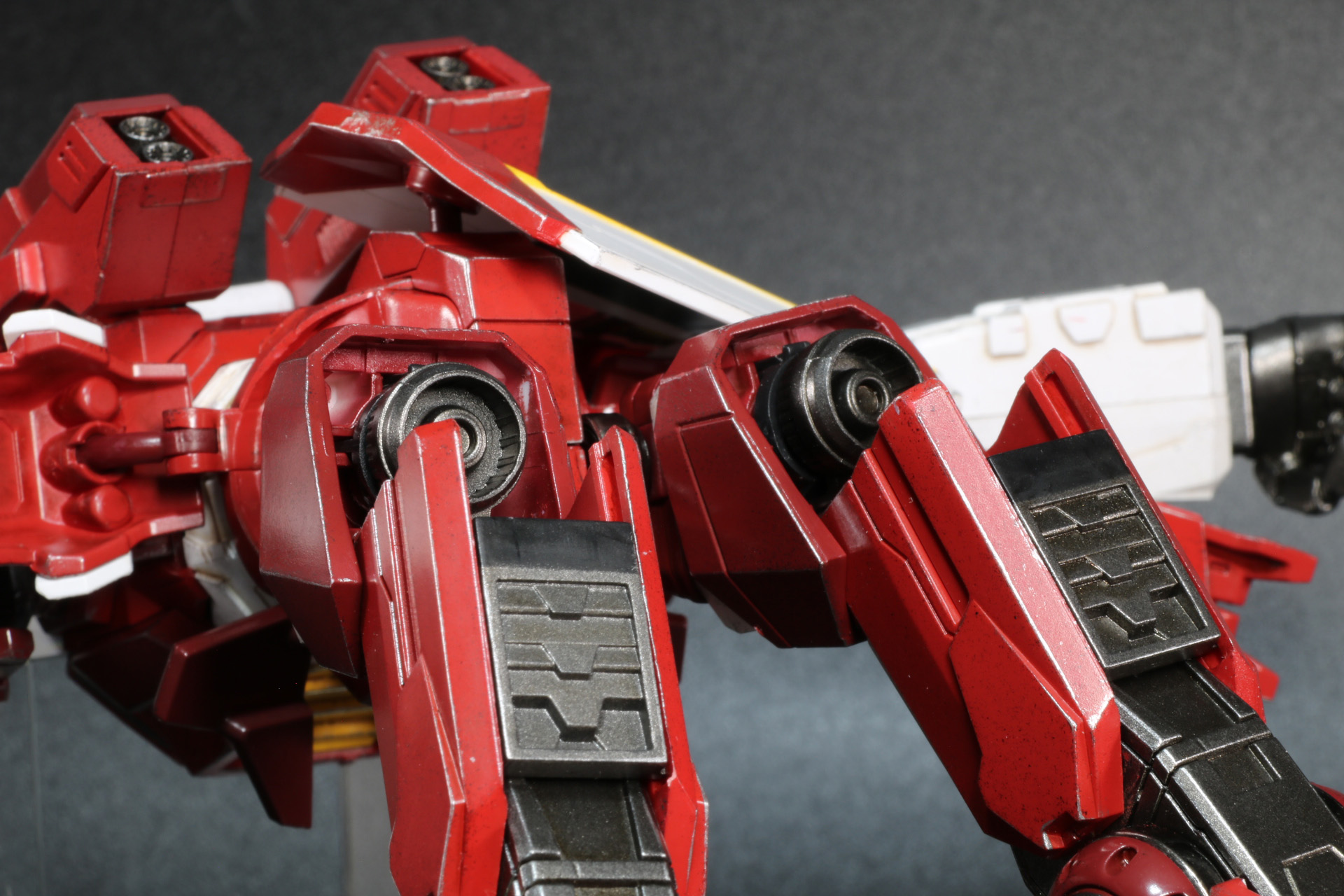 ロックが解除されたことでノズルが露出した状態にすることができる