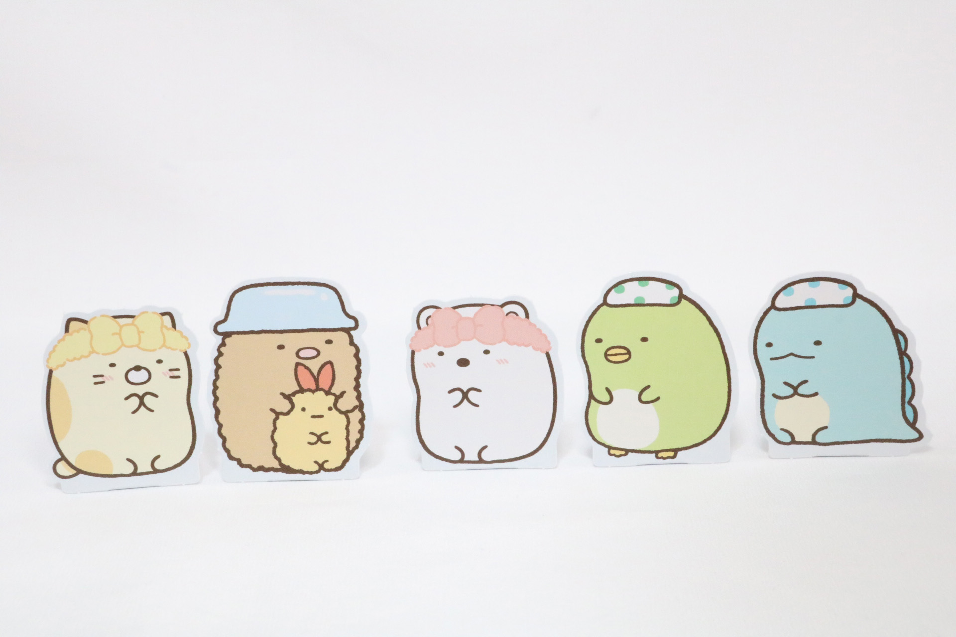 左からねこ、とんかつ、しろくま、ぺんぎん？、とかげ