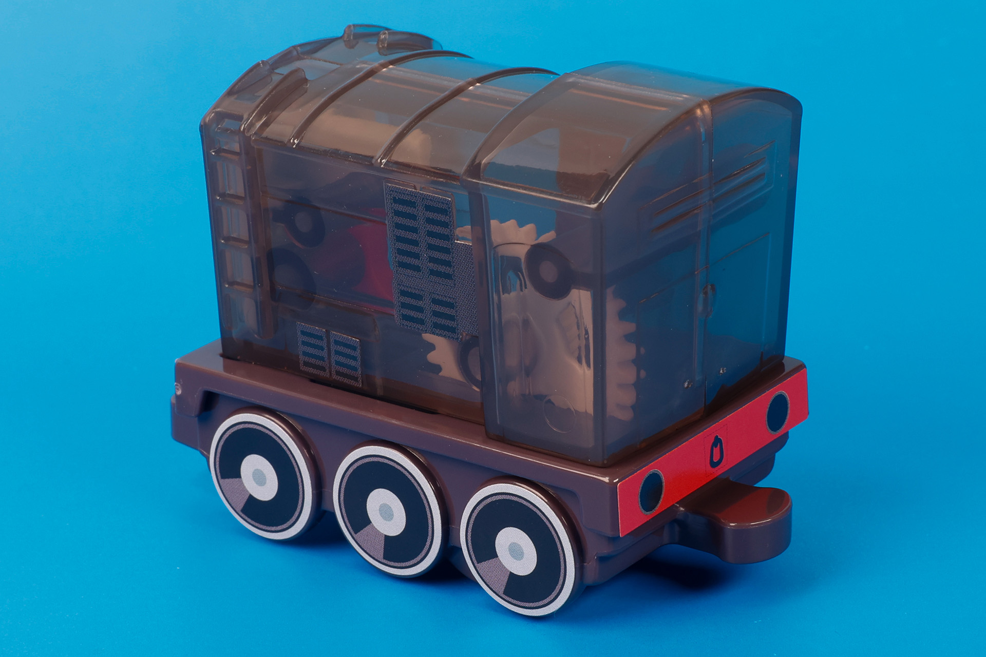 全体的にどっしりとしたスタイルになっている