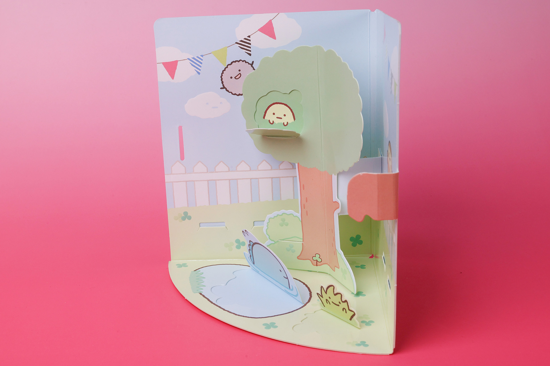 背中合わせでほかのおもちゃと繋げることができそうだ