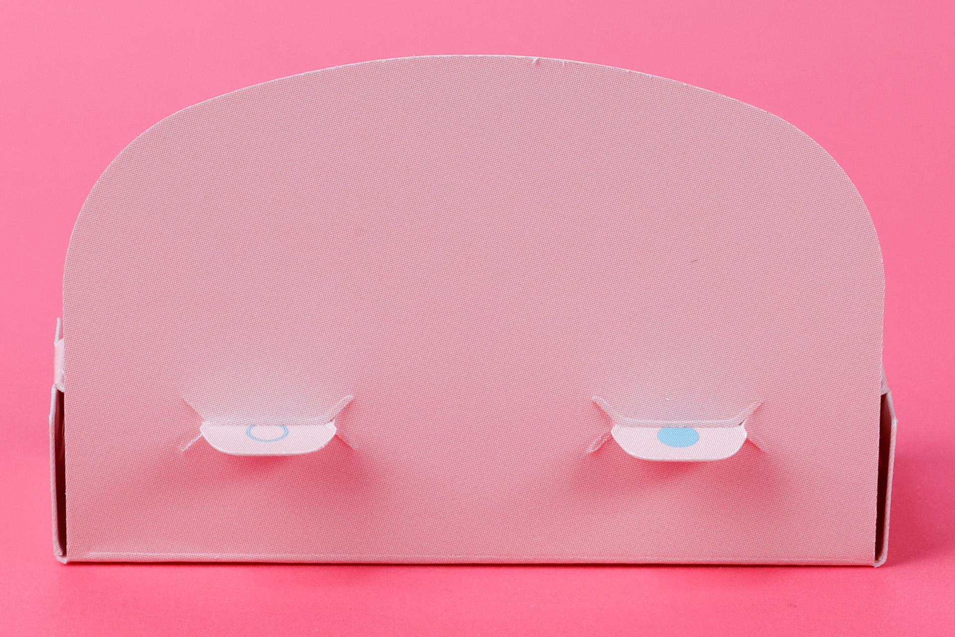 ソファの背面側はこんな感じだ