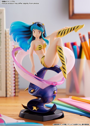 うる星やつら」よりラムが宙にふわりと浮かぶような姿でフィギュア化