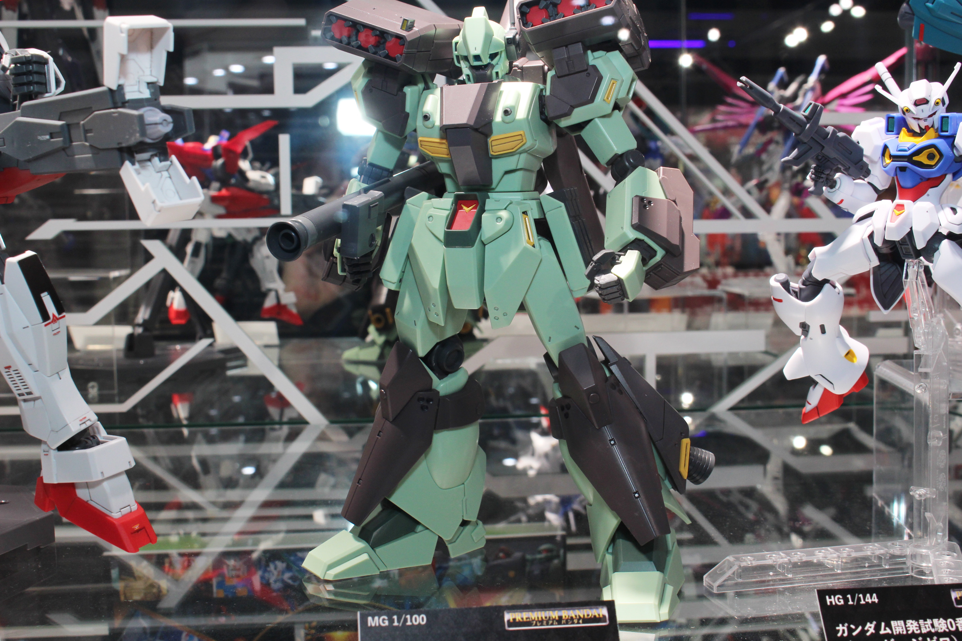 MGシリーズならではのディテールやボリュームも魅力