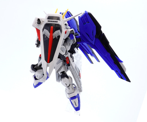 ガンプラ「MGSD フリーダムガンダム」発売に先駆け開発ブログが公開