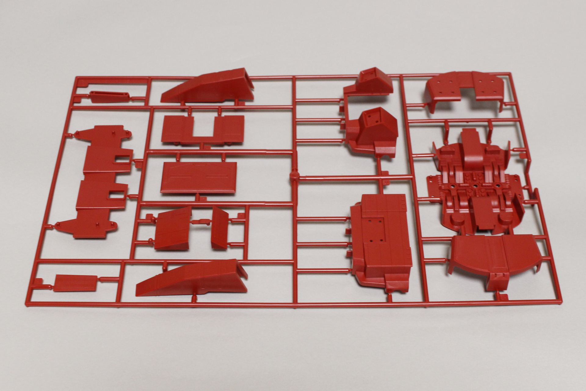 ランナーB。カラーはレッド