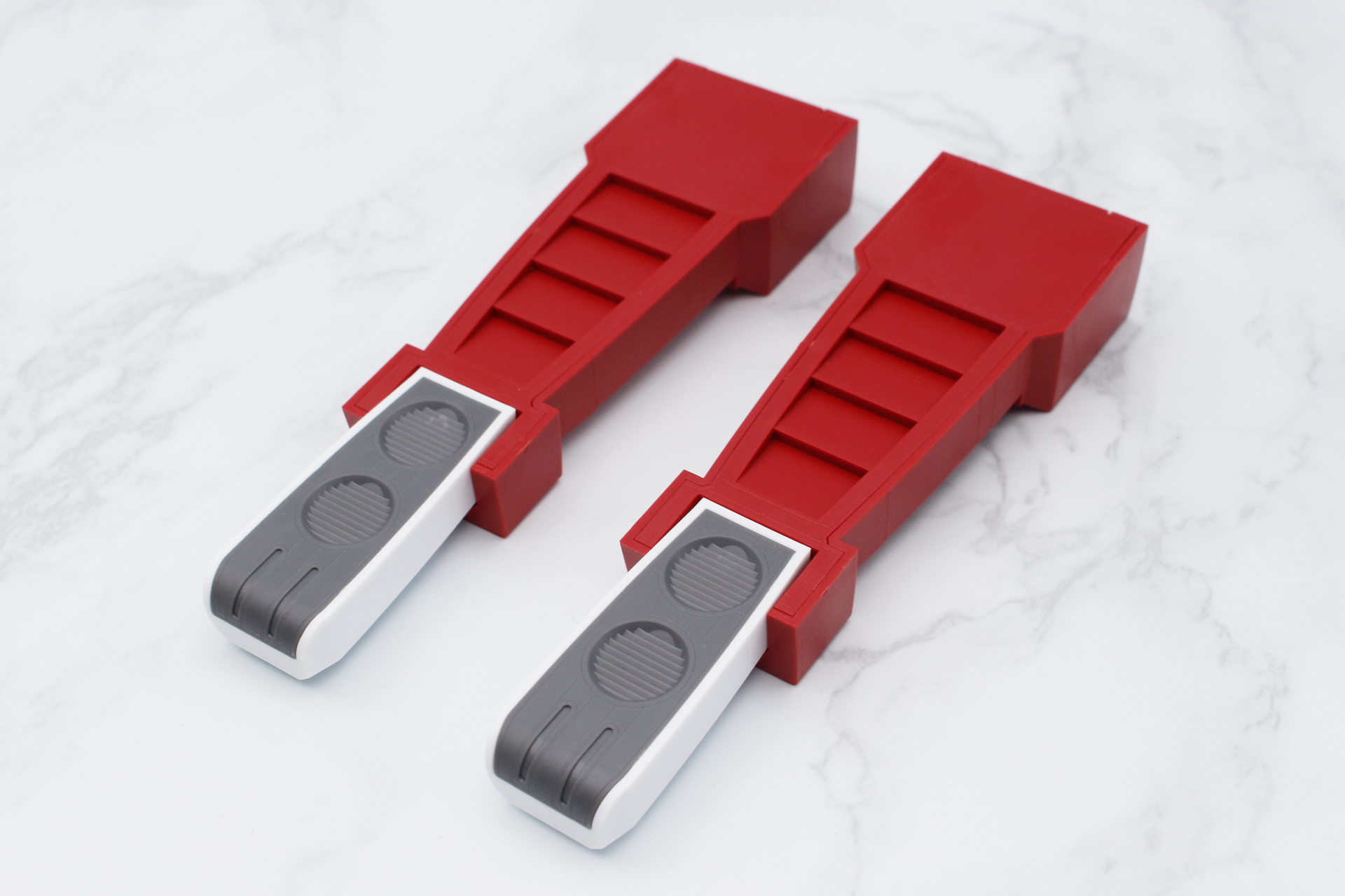 脚部後方の組み立て