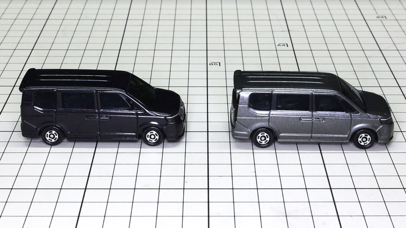 リア：四角いカタマリ感をばっちり再現しています