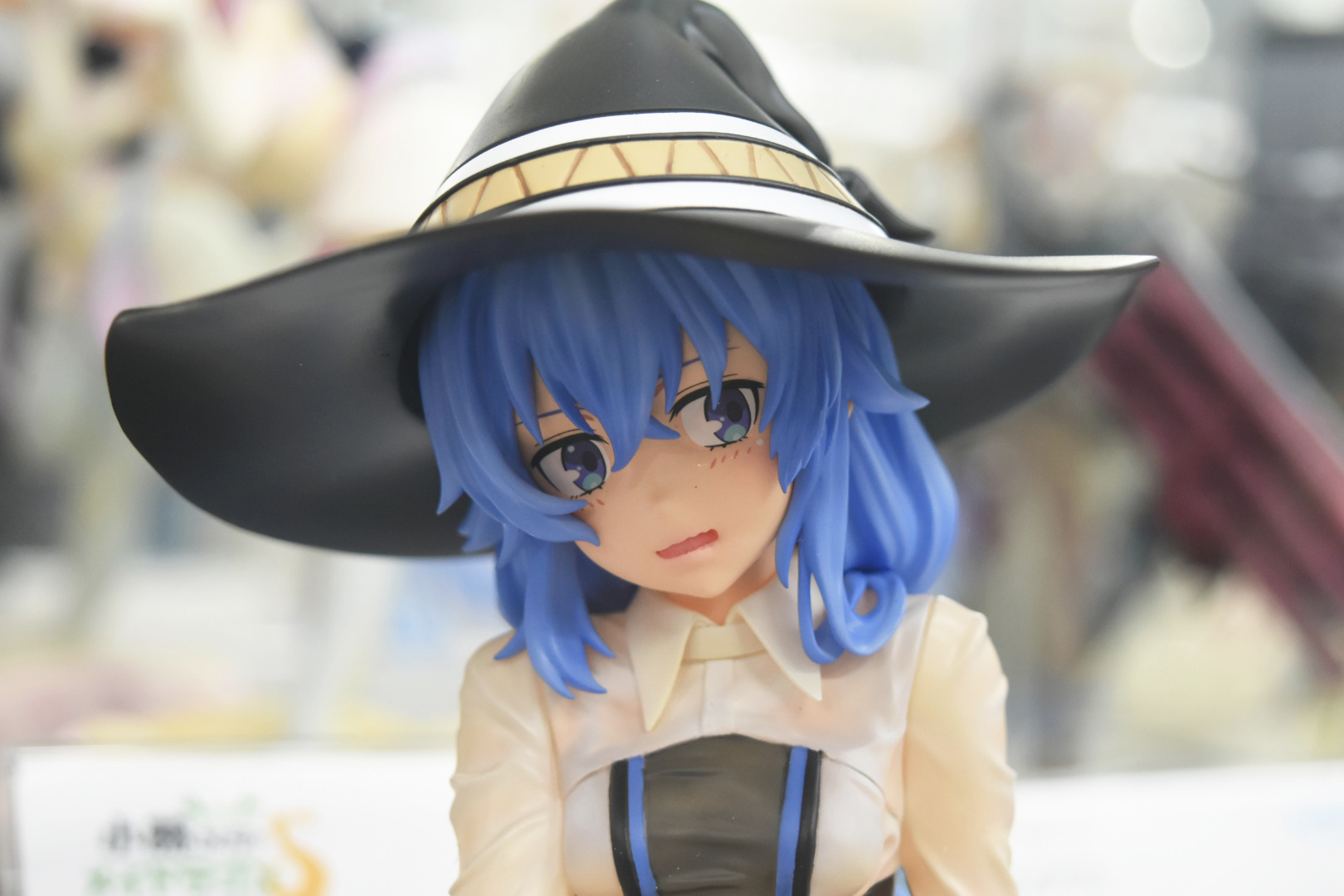 恥じらいの表情もたまらなく可愛い