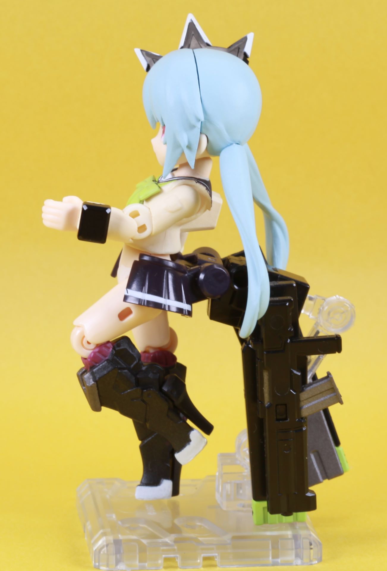 頑張って上げて45度程度までが限界だった