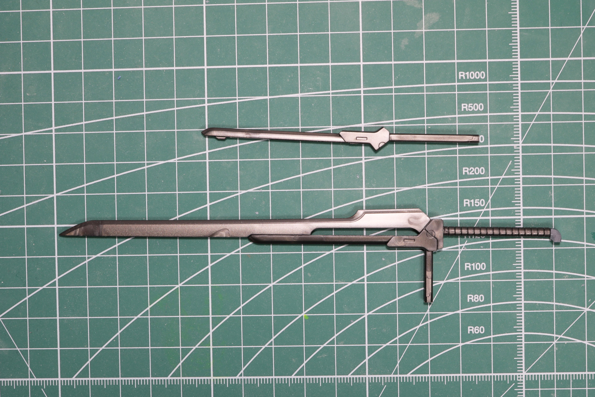 小刀と大刀に小刀型のジョインのパーツを合わせたもの