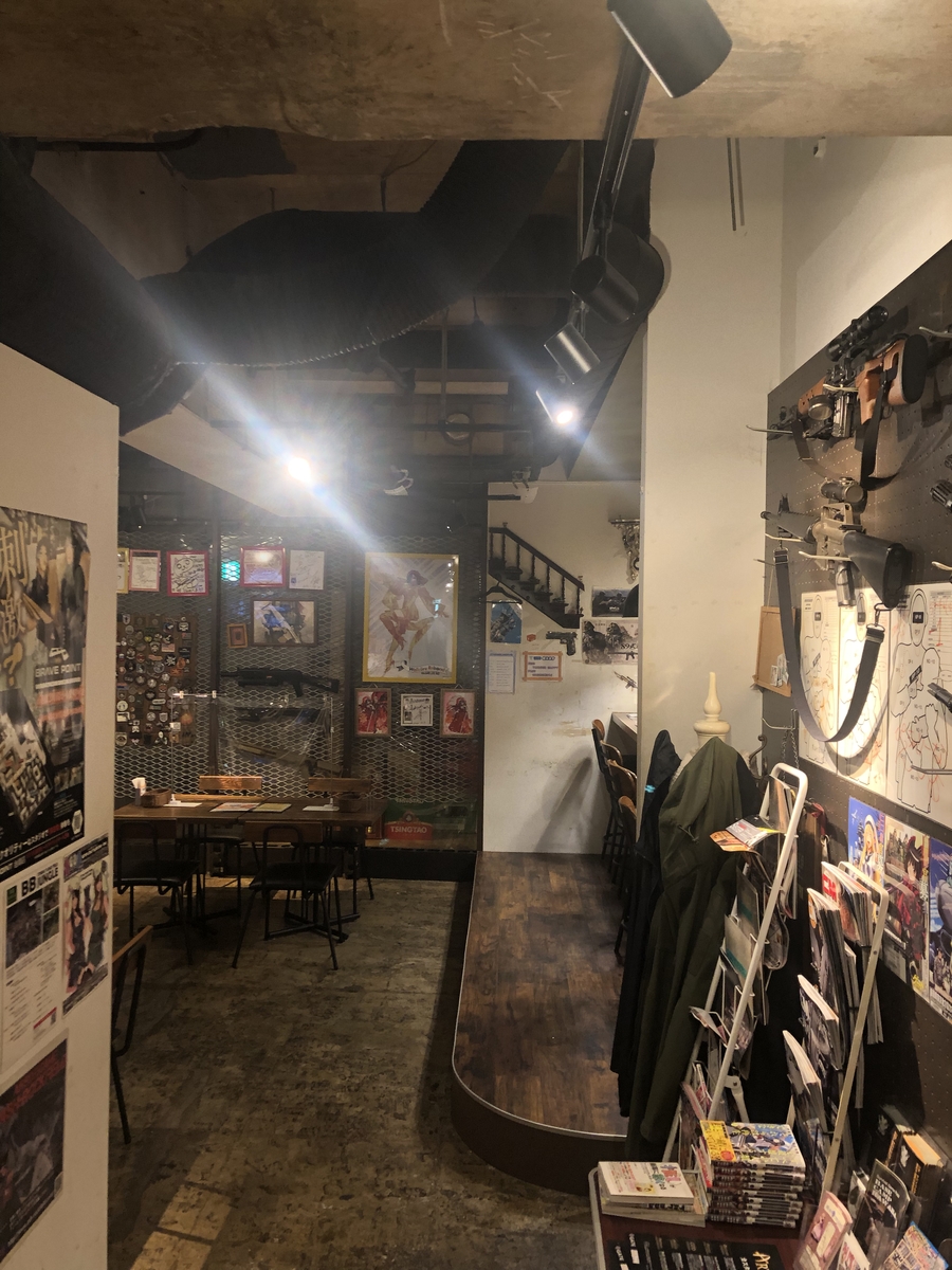 店内の様子（開店後一番のりしたため少々寂しかったが、すぐに他のお客さんも増えた。休日には満席になる）