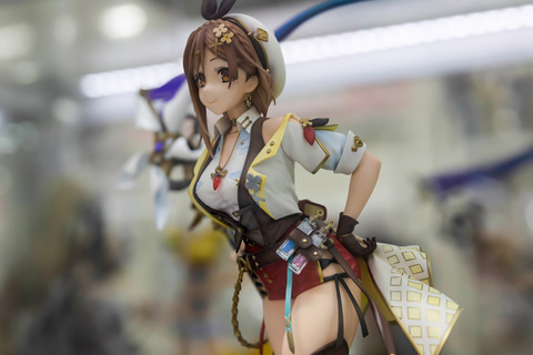 【新品未開封】★ライザのアトリエ　プライズフィギア4つセット★ アニメ「ライザのアトリエ」よりライザとリラのプライズ
