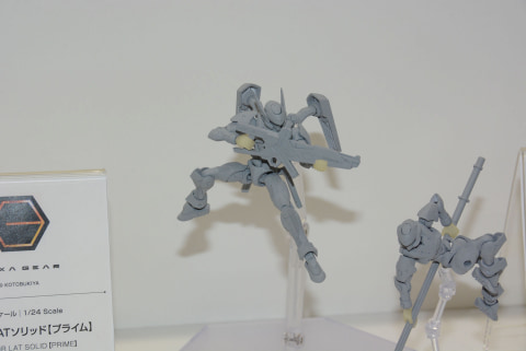 特別企画】【詳報】クワガタメカ「ゲルトルード」はプラモデル