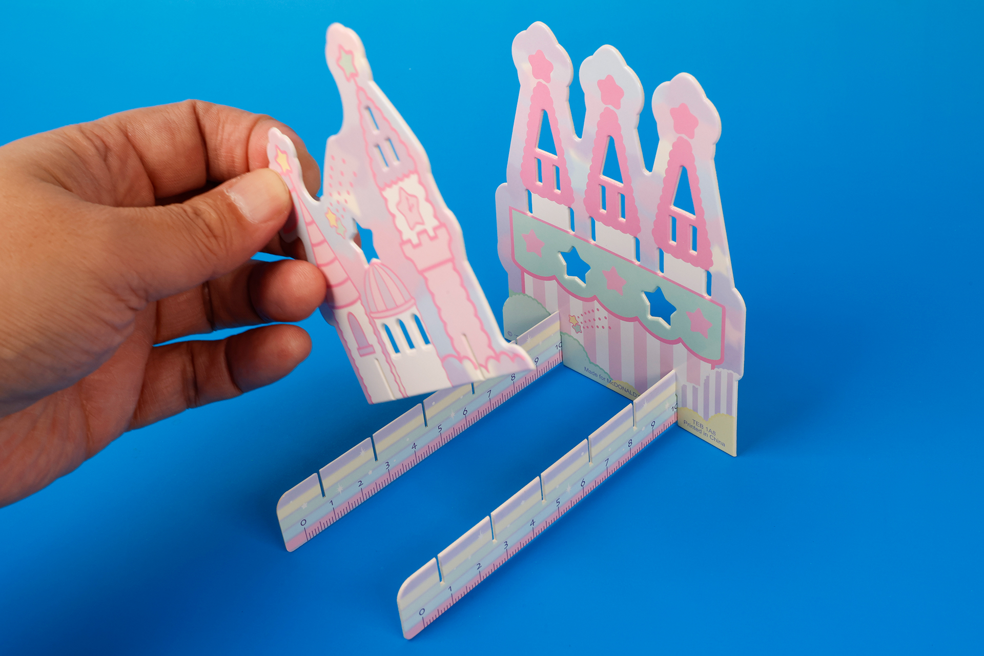 お城の台座部分は、そのまま定規としても使える