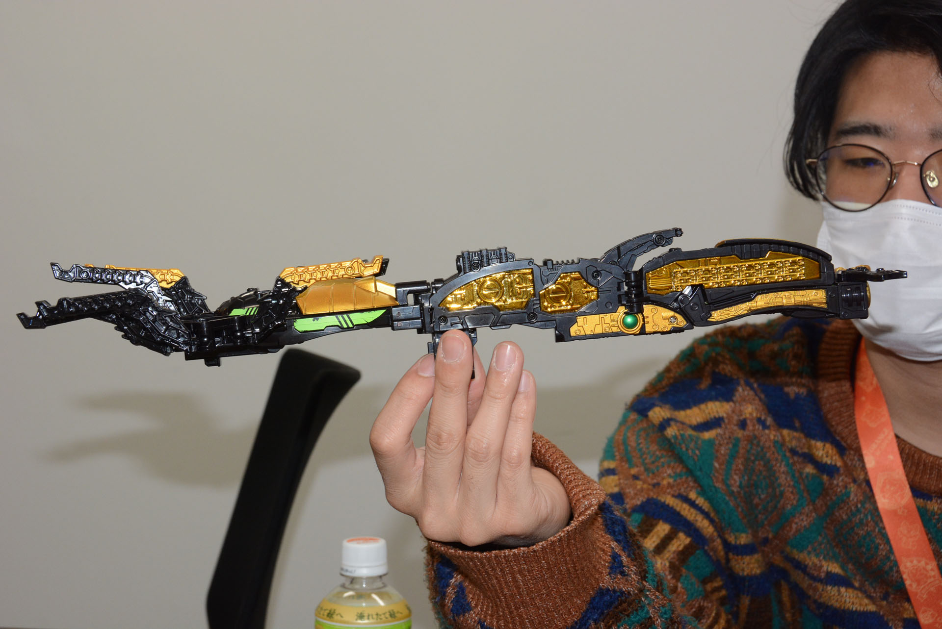 全長約400mの巨大武器だ