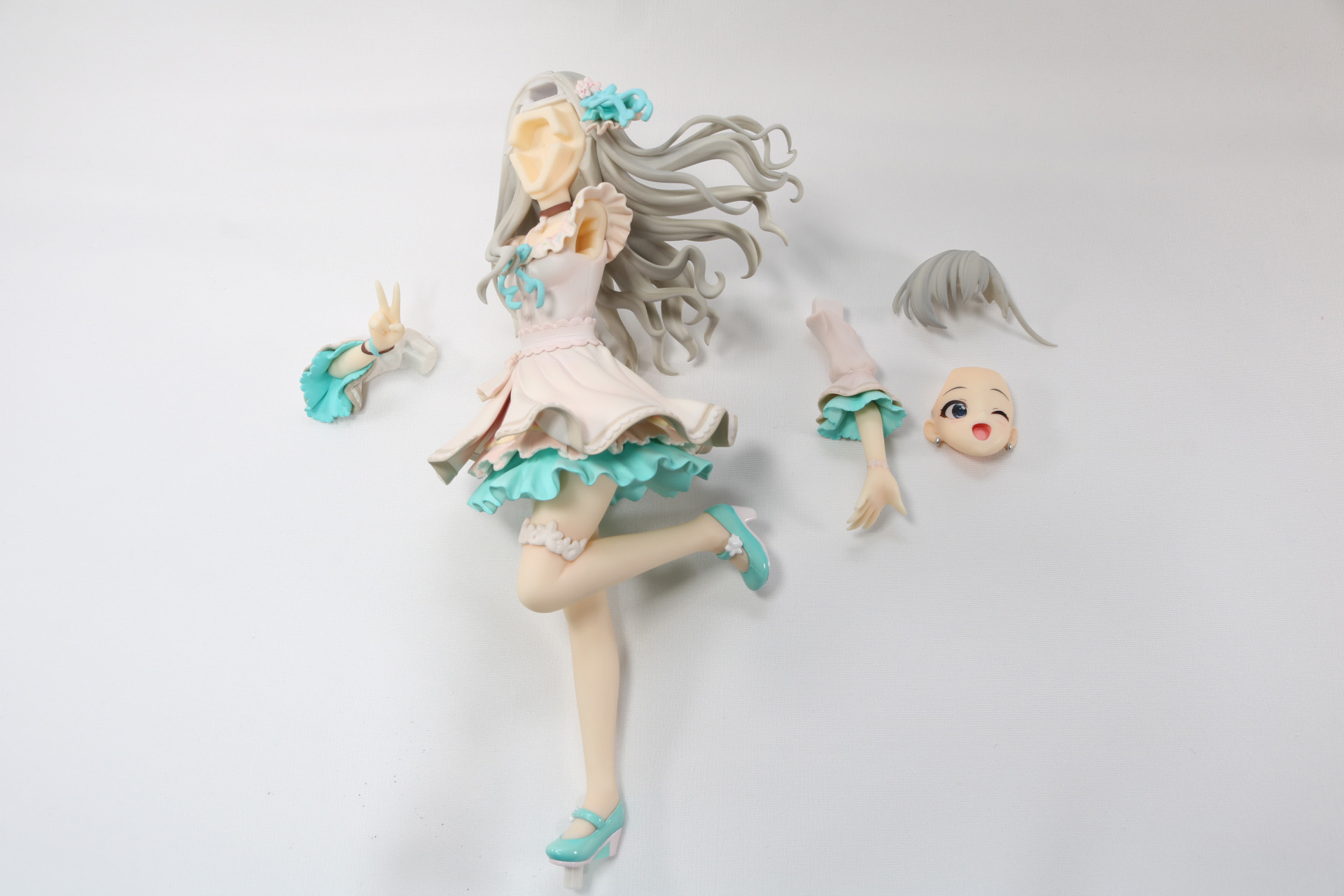 フィギュア本体のパーツ分け