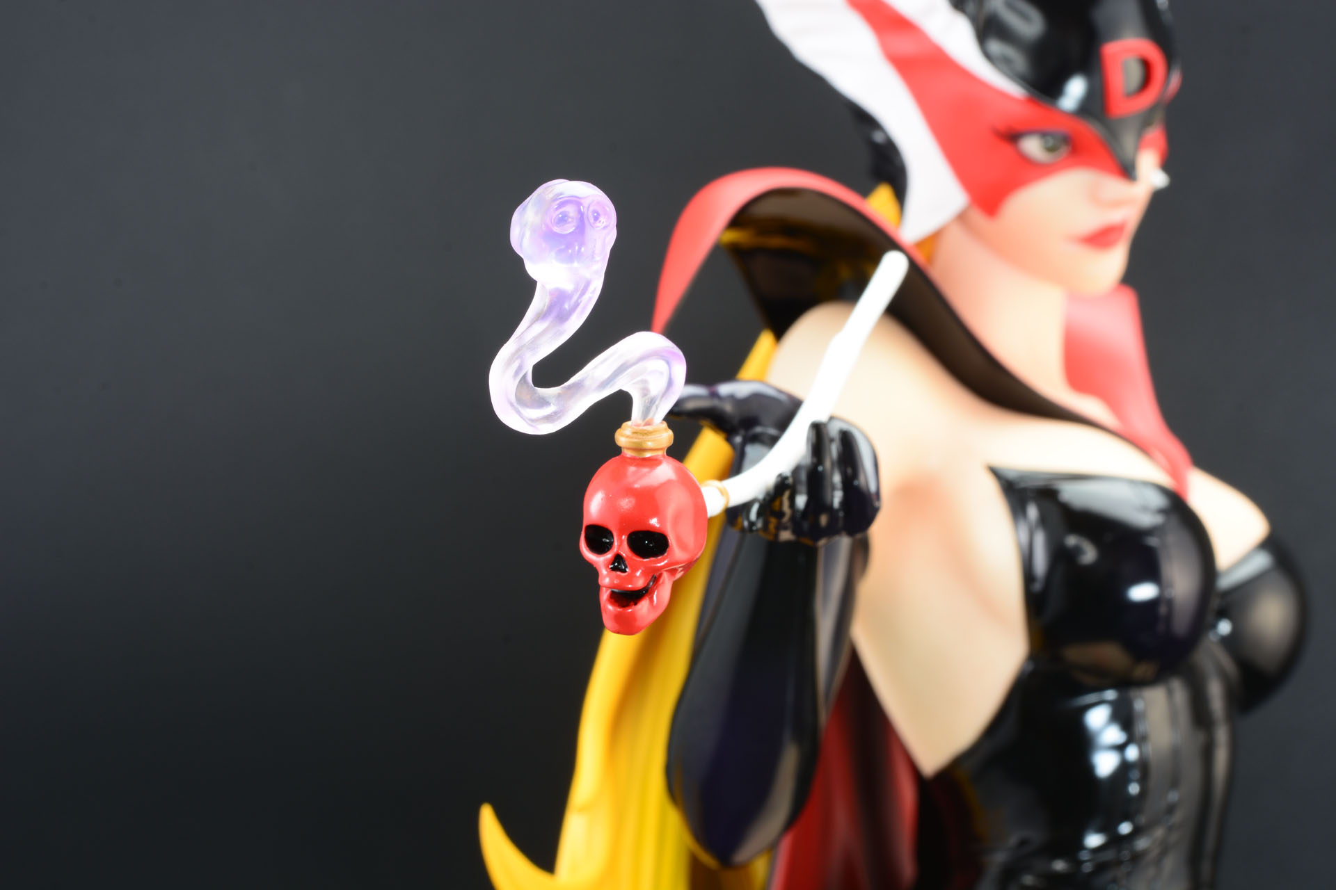 ドクロ型のキセルは「ヤッターマン」ならでは