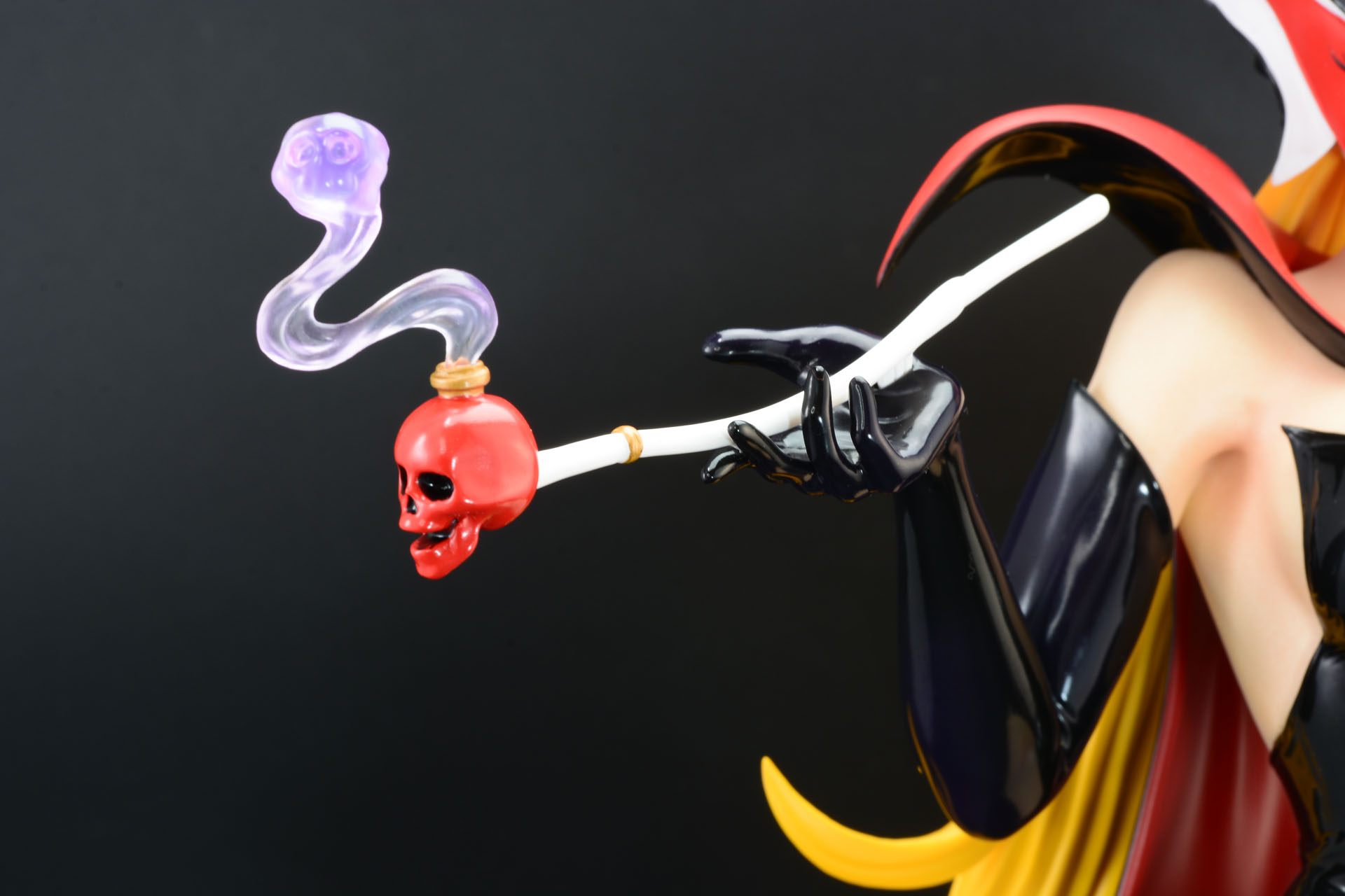 ドクロ型のキセルは「ヤッターマン」ならでは