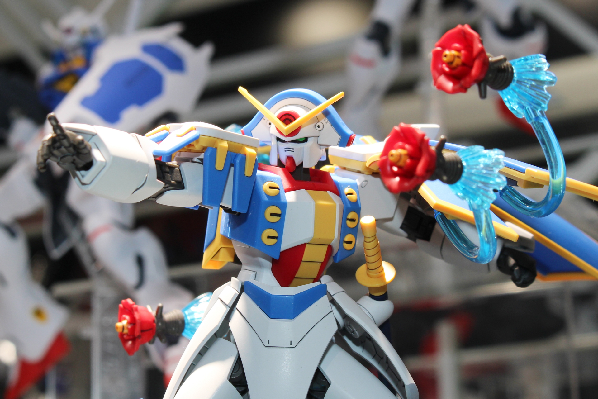 ナポレオンの二角帽を思わせる頭部も忠実に再現