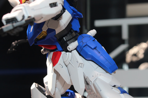 【期間限定❗️】MG アウトフレームD & テスタメントガンダム　2体セット❗️ 特別企画】【ガンダムベース撮り下ろし】戦場を突進する規格外の