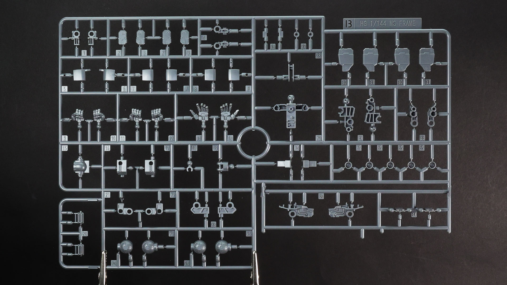B:ORIGINのHGシリーズ共通（連邦系）のフレーム