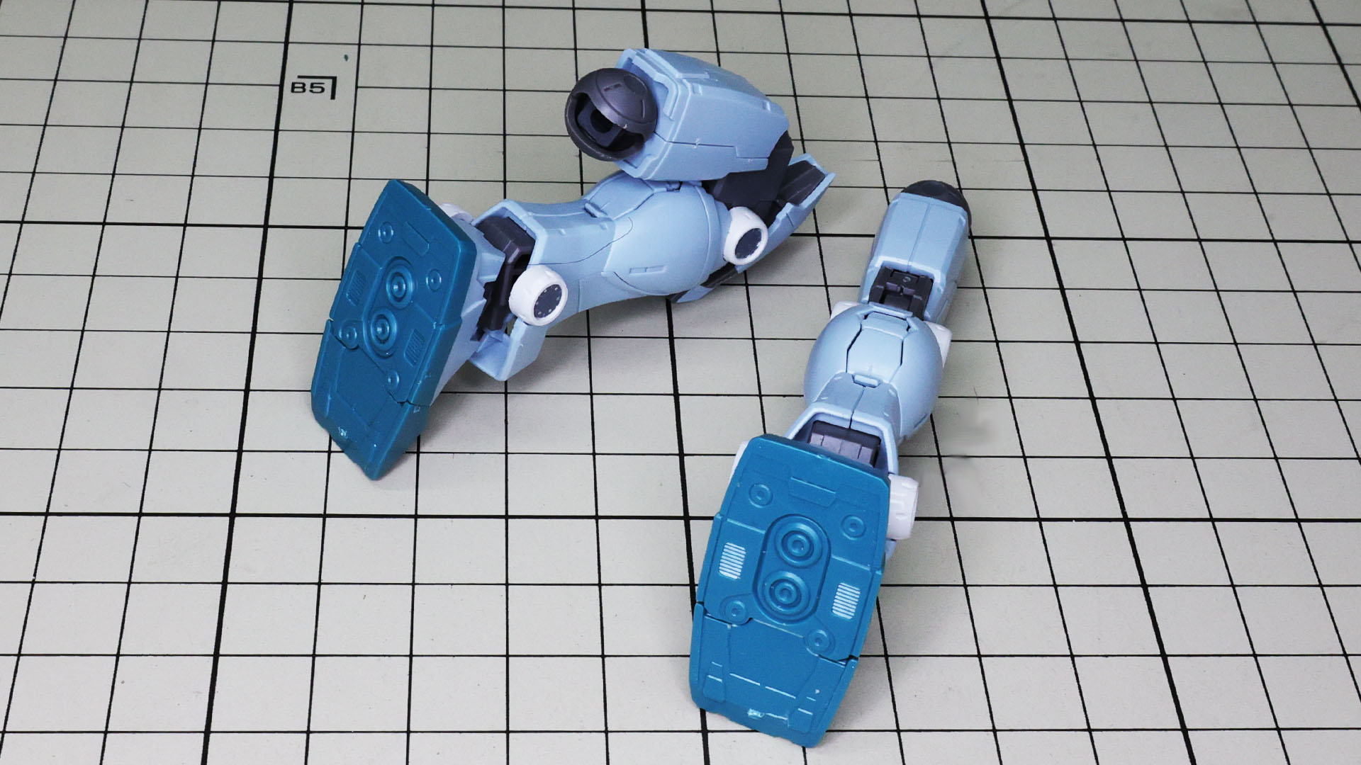 ソール裏もディテールがもりもりです