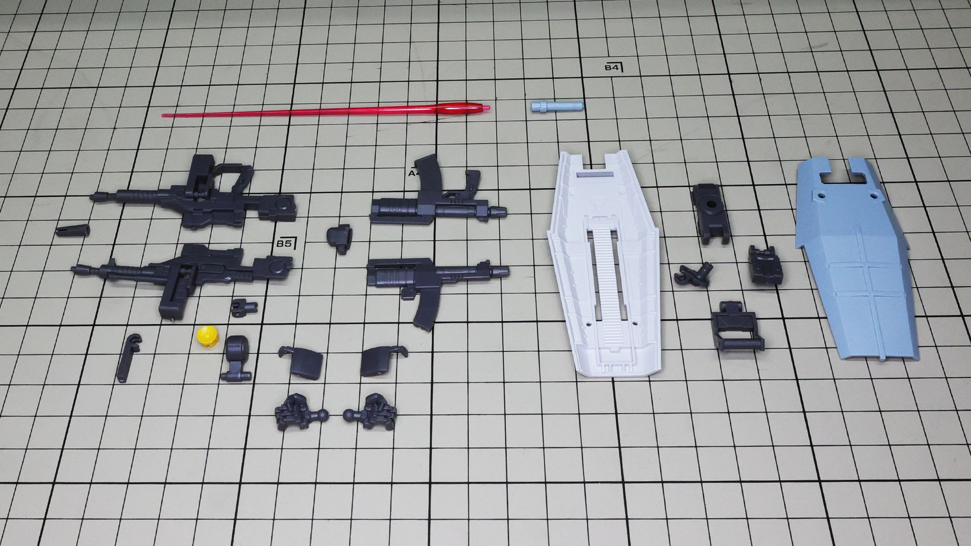大きく割られたパーツ構成で組みやすい印象