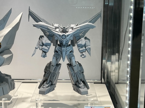 グレートマイトガイン」がAMAKUNIよりフィギュア化！ 原型が展示中