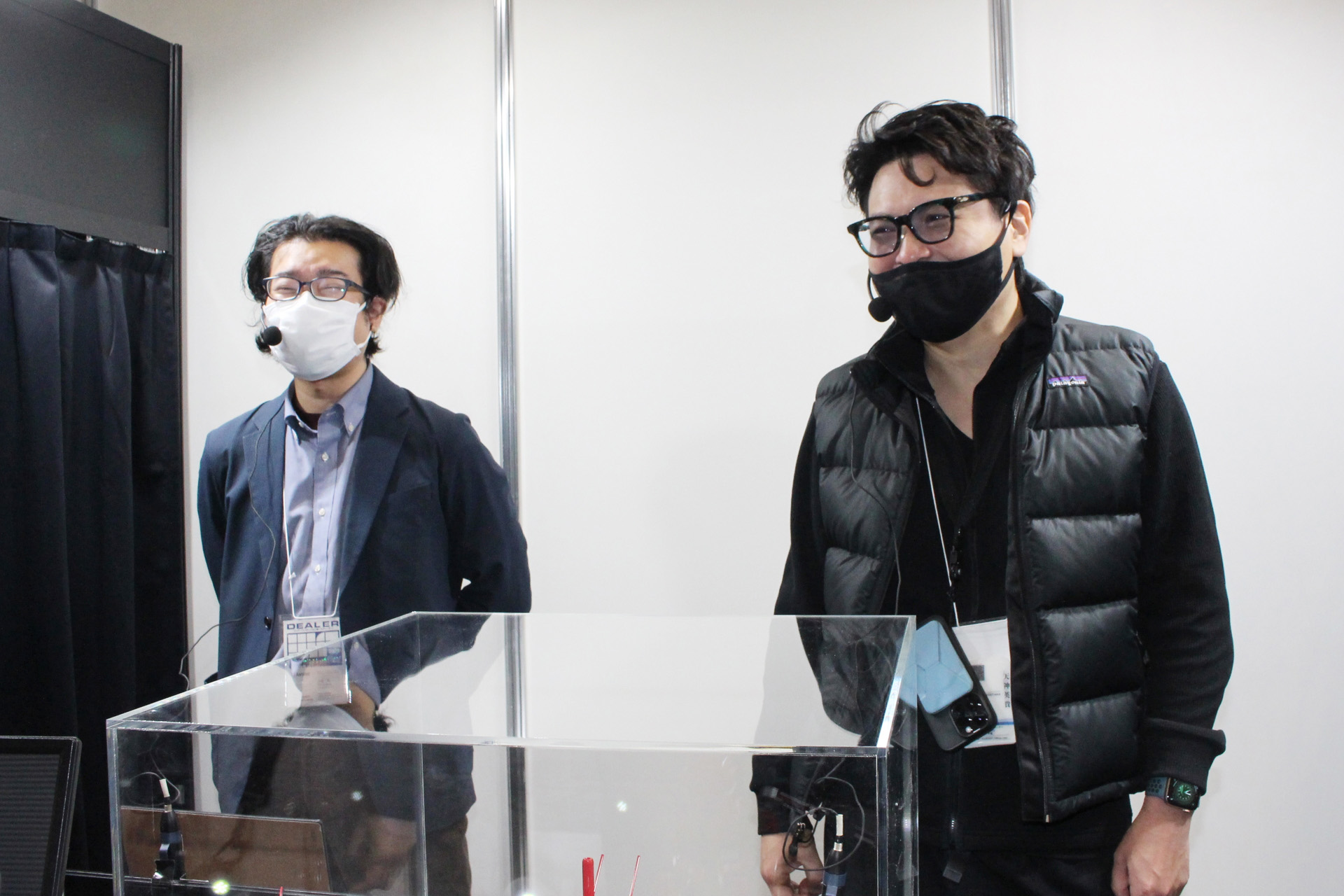 電動クラブマン・ハイレッグの開発を手がけた吉崎氏（左）と、企画・ディレクション担当の天神氏（右）