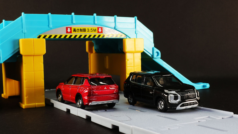 峠道のトンネルも余裕の走り