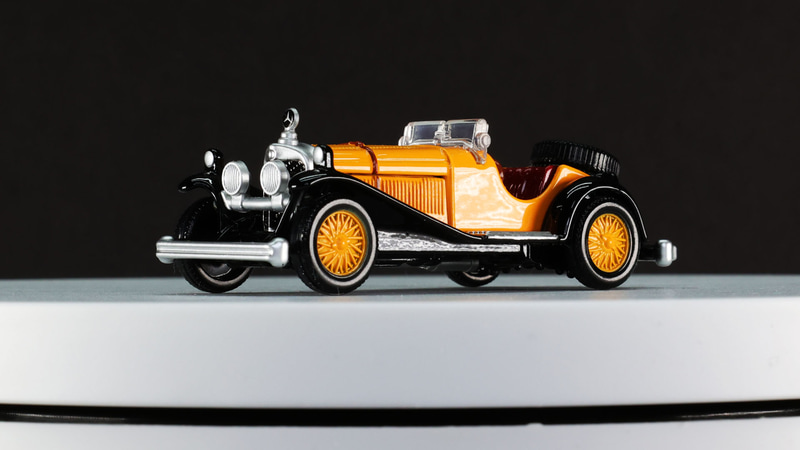 ここをこうしてああして……とっつぁん、わるいね