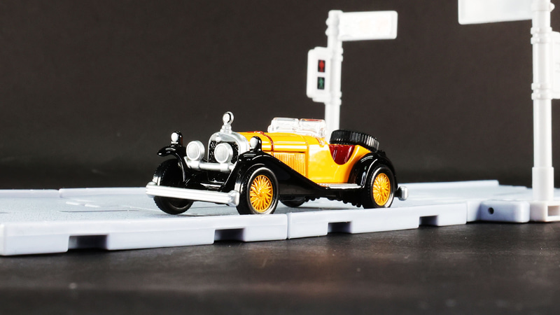 まてぇぇぇぇルパーーーーーン！タイホだぁーーーーー！