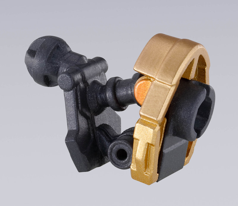 片腕用シールド装着パーツ