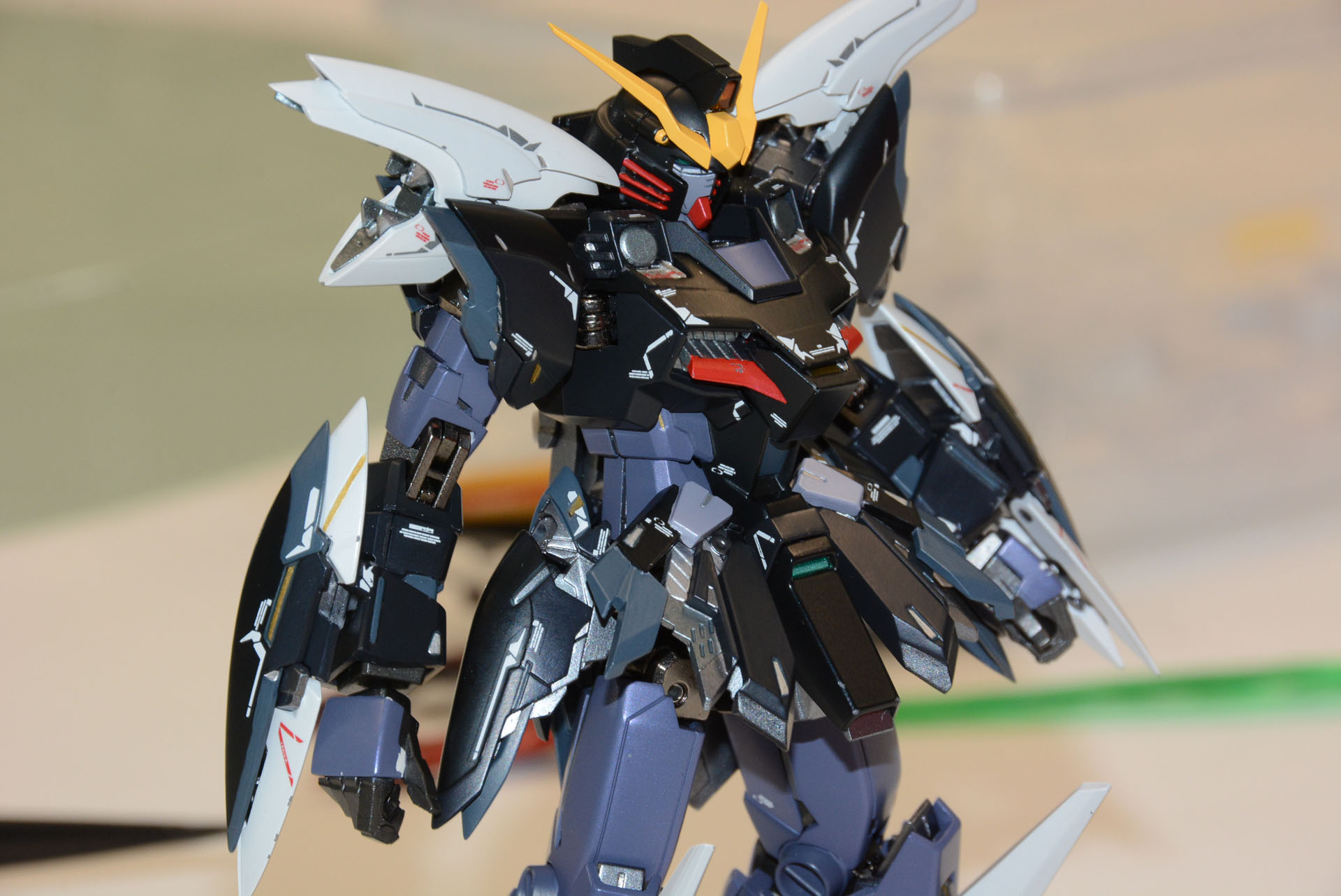 各部の装甲が展開、グリムリーパーモードへ