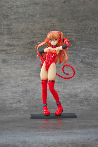 今度は白ねこ風少女！ レジンキット「エヴァンゲリオン