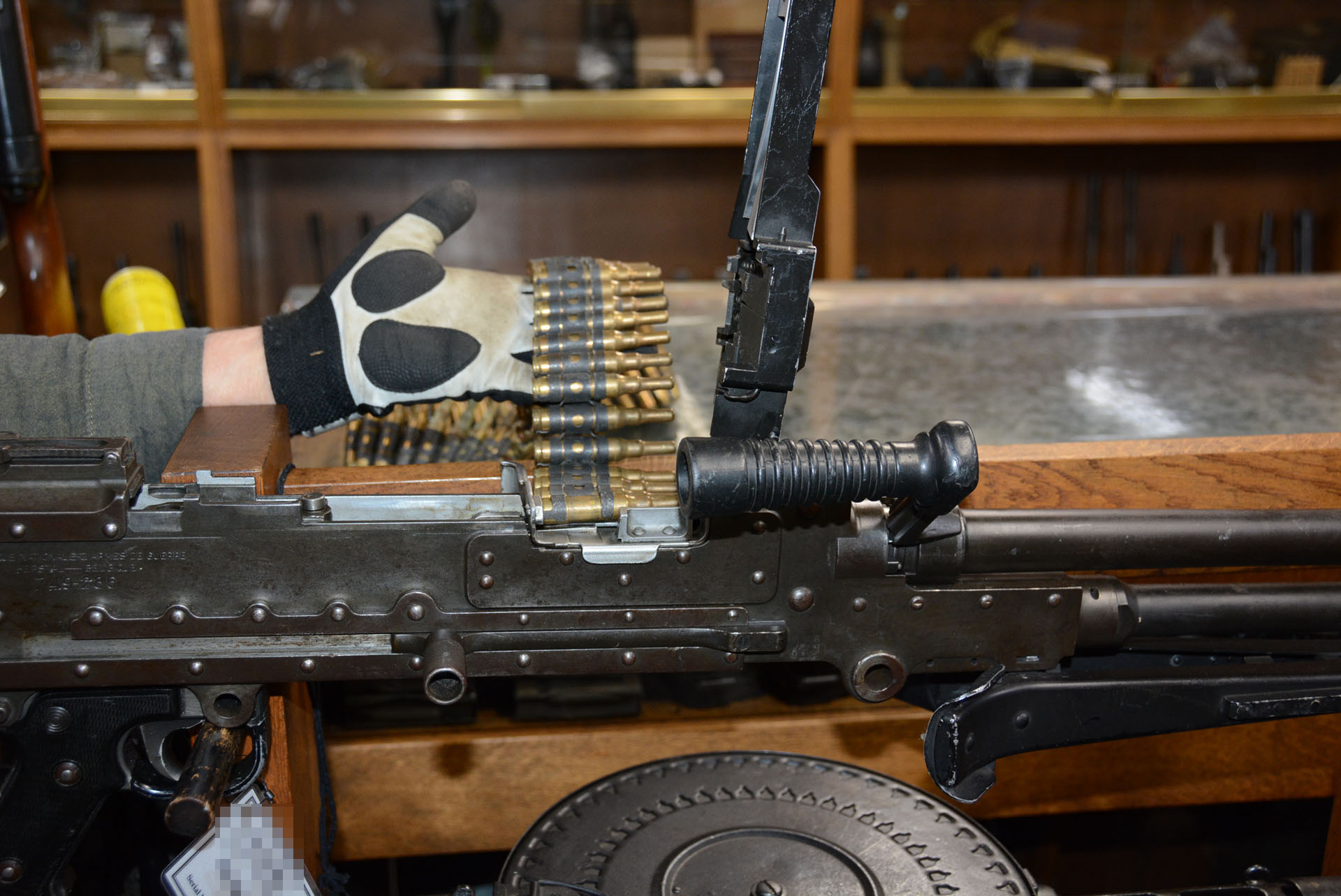 機関銃にセットすることも可能だ