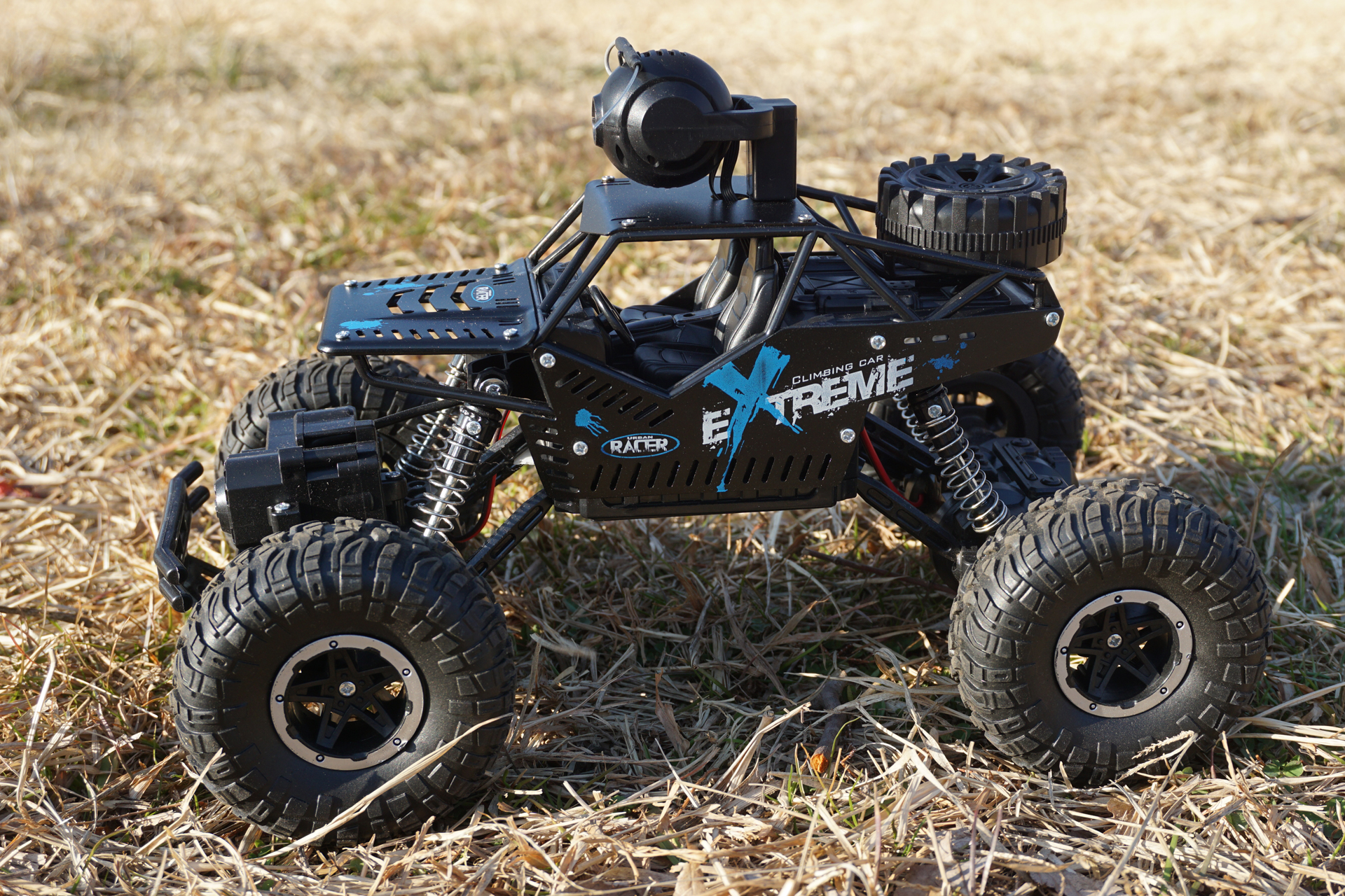「オフロード 4WD HDカメラ付き」