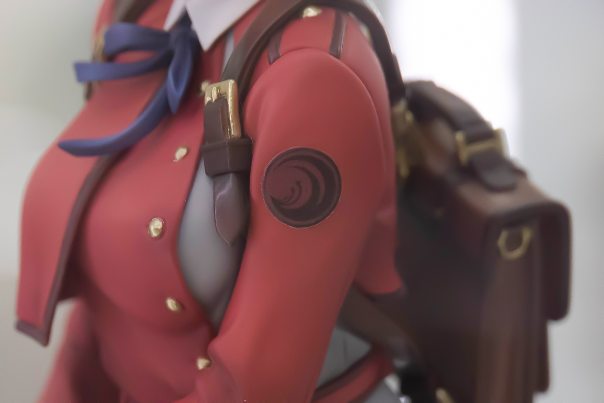 腕に付けられたエンブレムもバッチリ再現