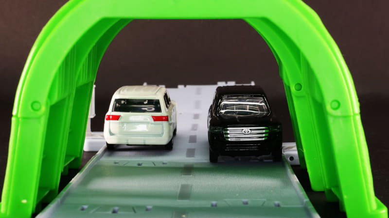 今日は楽しかったね！おっと緊急車両だ！