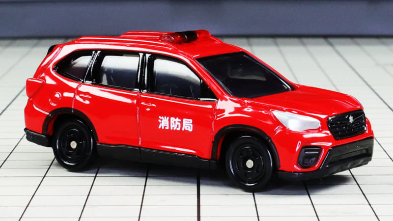 消防車両のレッド塗装がかっこいい