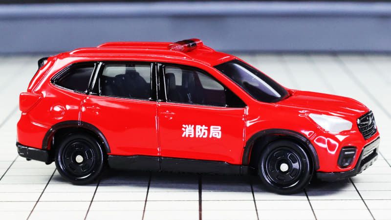 サイドには“消防局”のプリントがあります