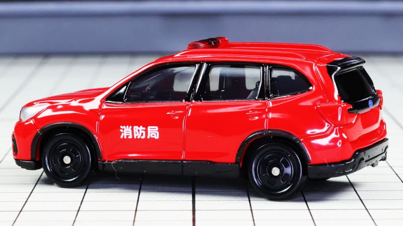 サイドには“消防局”のプリントがあります