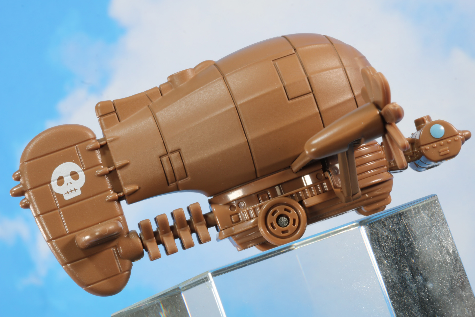 上昇して雄大な空へ