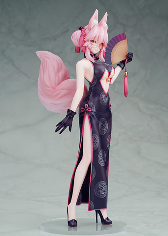 Fate／Grand Order コヤンスカヤのフィギュア2体セット FGO」から、チャイナドレスを纏ったコヤンスカヤのフィギュアが
