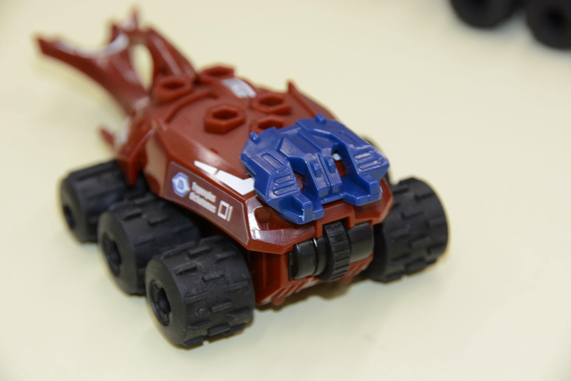 2股の「ホライズン」は、直立した時の安定度を高める