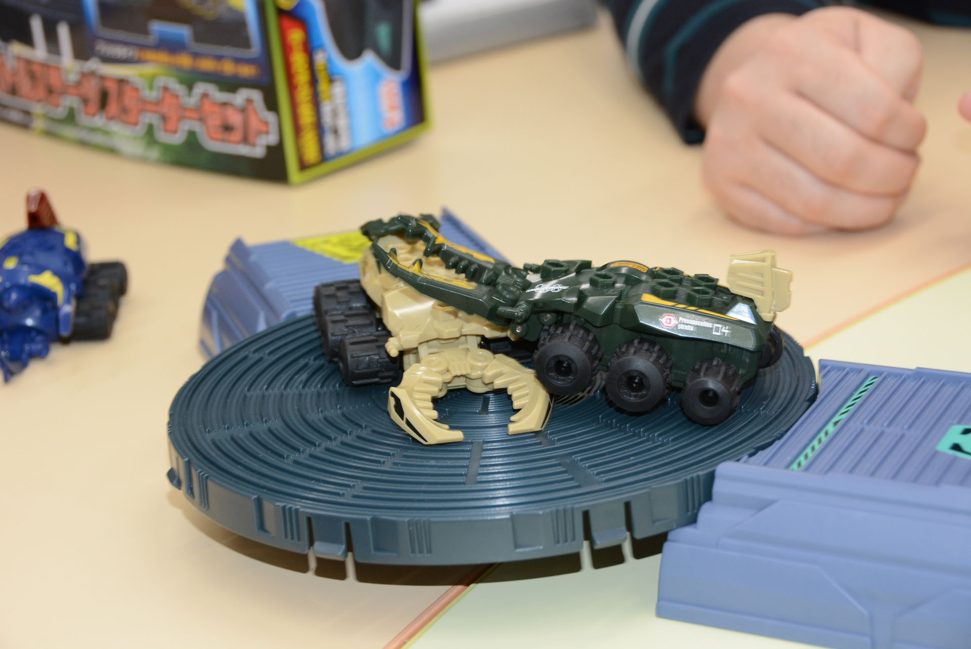 エントリーベースを組み替えることでぶつかる角度を変えられる