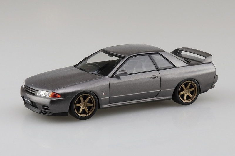 ニッサン R32スカイラインGT-R カスタムホイール（ガングレーメタリック）