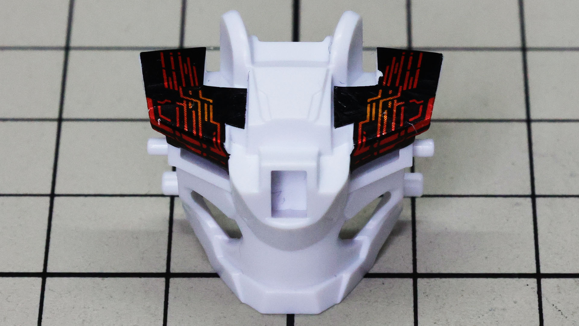 青い装甲を組付けていきます