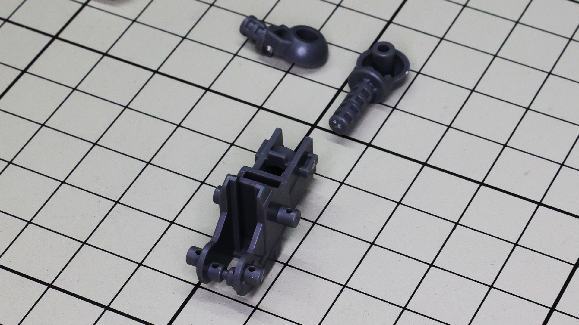 股関節部と大腿負の太いフレームはがっちり感がすごいです