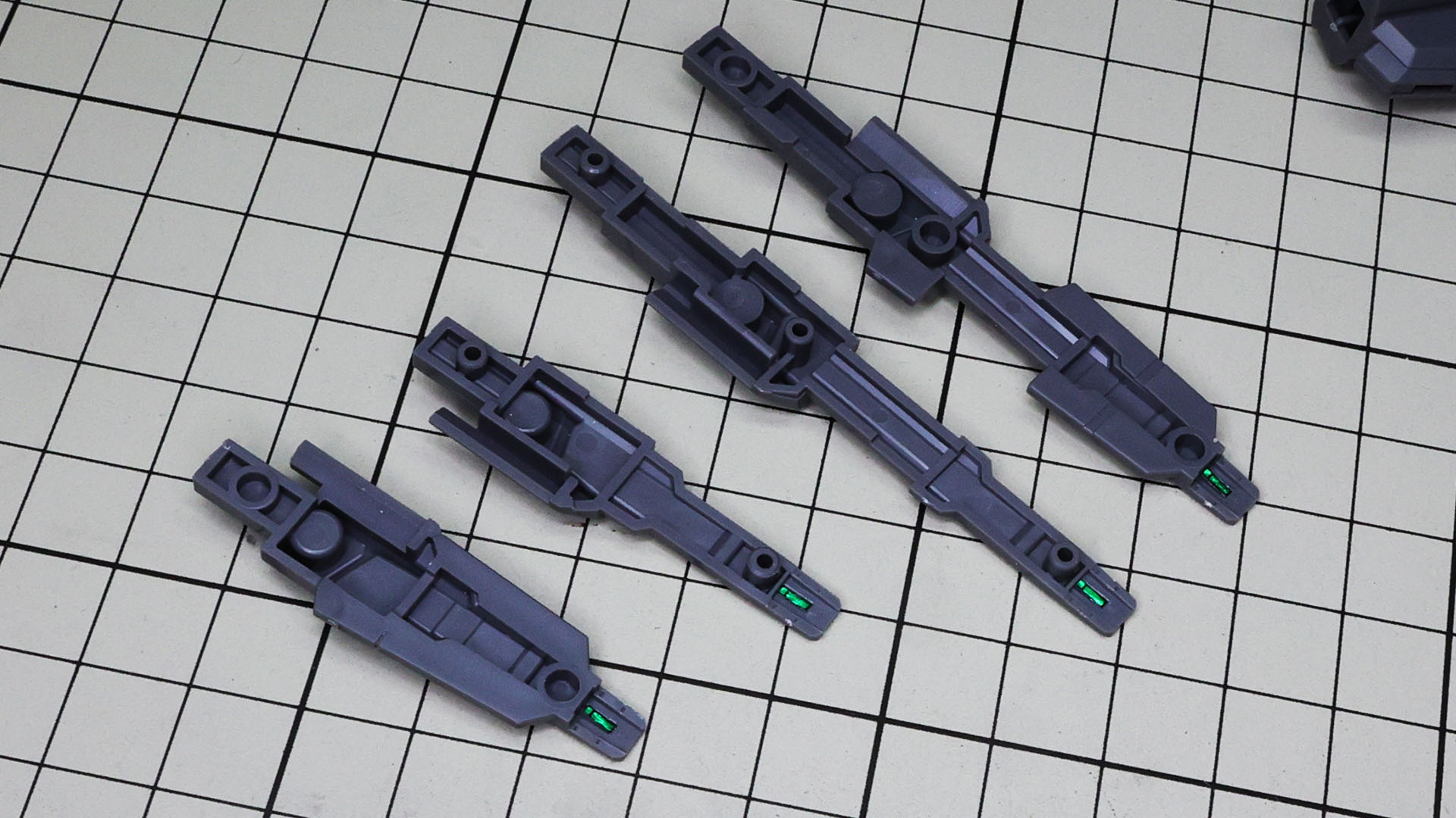 銃口の内側にディテールシールを貼りこみます